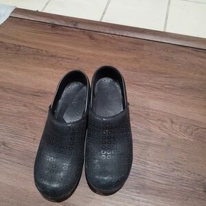 Sanita Danish nurses clog shoes